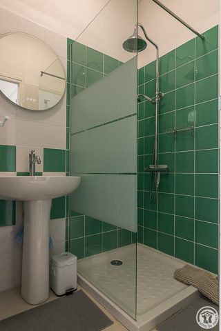 31G101712-45406d0901684c25a35be7968c42ccc7