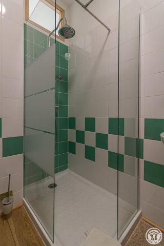 31G101712-596d8476ba954c74942b336c23c46df9