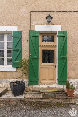 31G101712-bd5c588318e647f0a4082e3a58a32e1f