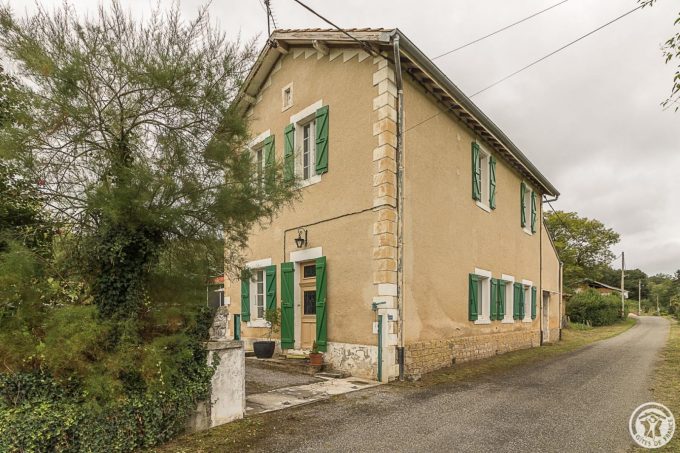 31G101712-e11b5322badf4c0dbc09adcd4f028619