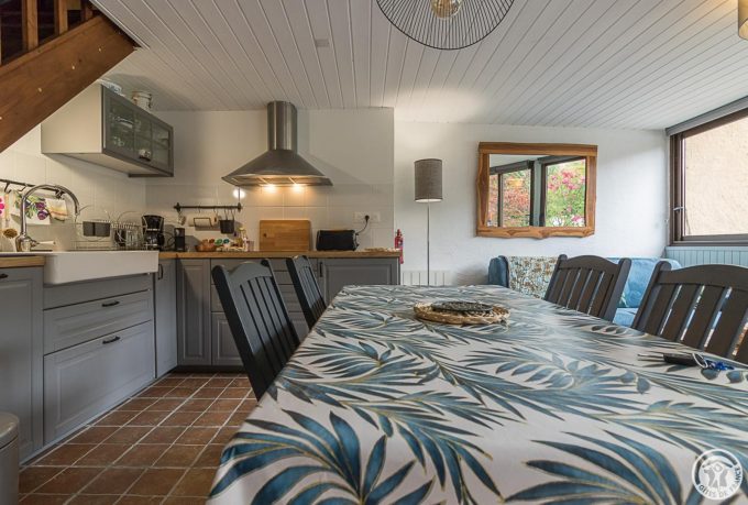 31G101713-2a0e0588b78843ea9aea83ae31368dd3