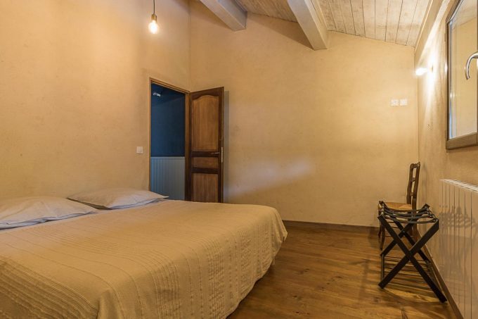 31G101713-6dd8e0907eb14d8697d315347c182be3