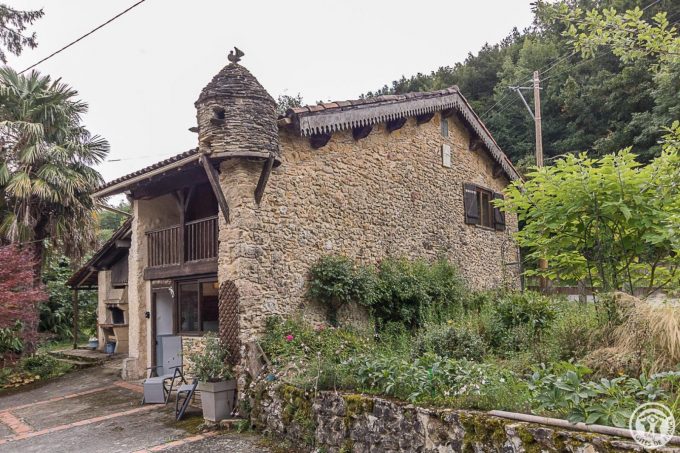 31G101713-cb56ccda8df04440a3bf79715b2edec8