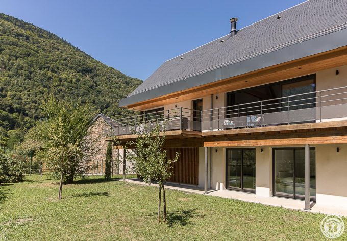 31G101714-471eb5f793b640828432d2cae394aa4c