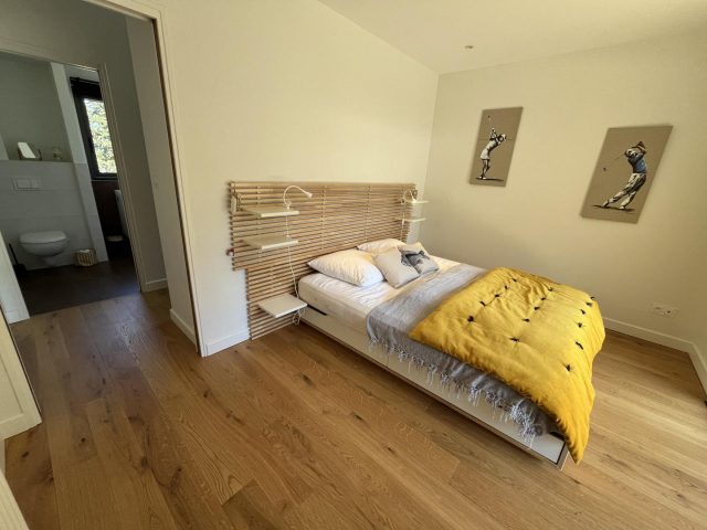 31G101714-4ef967169b3d4890bd6ac7c2ebbb3ed0