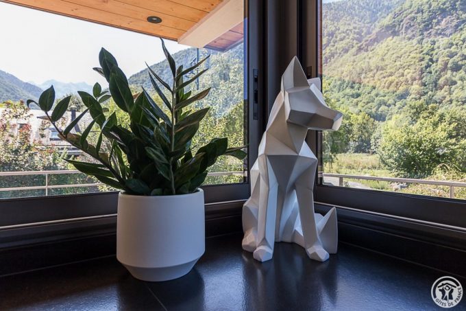 31G101714-85f69707c6c74154a1b4a04d9188eb15