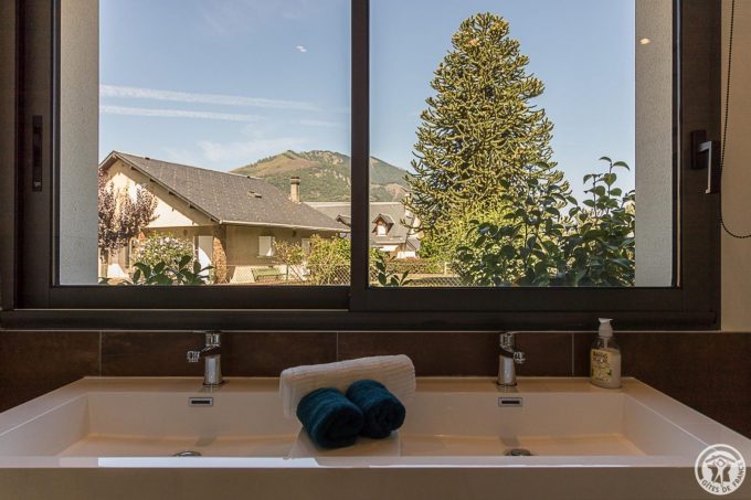 31G101714-e2cdf8ad34bc4295a0c2cefb9a7e9d3a