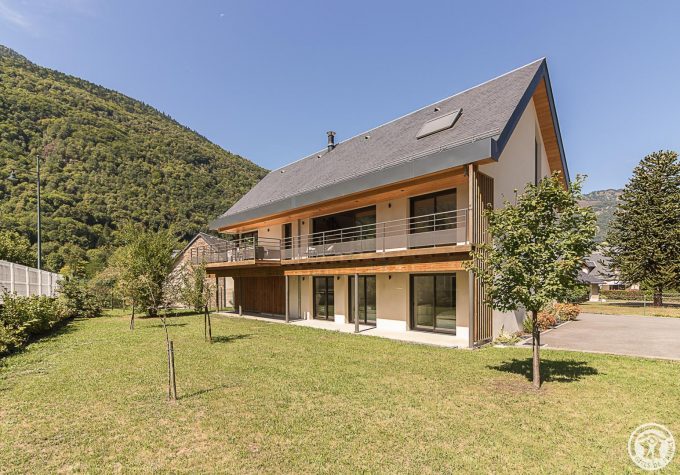 31G101714-eac53ac98fb84f8398b5811de2d6a72b