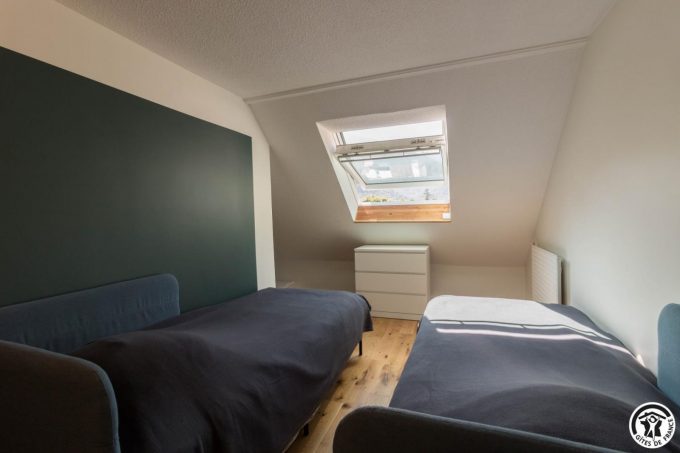 31G101715-915d557e39ef4066a526a5908275dd1c