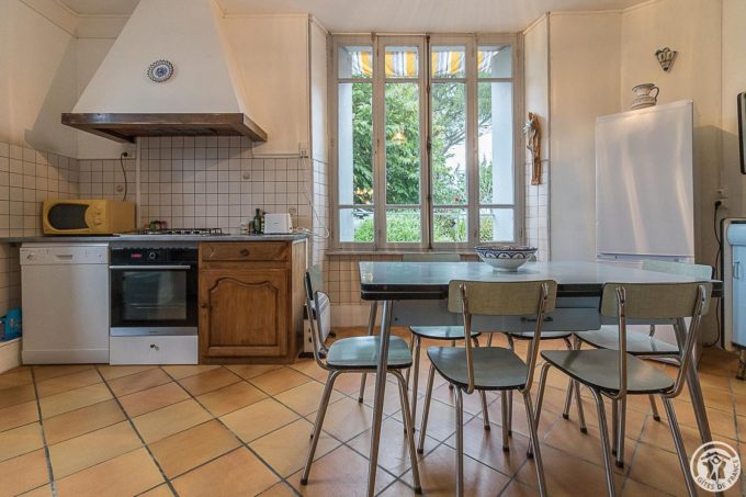 31G101724-9231773306414af1bc52e9322a829200