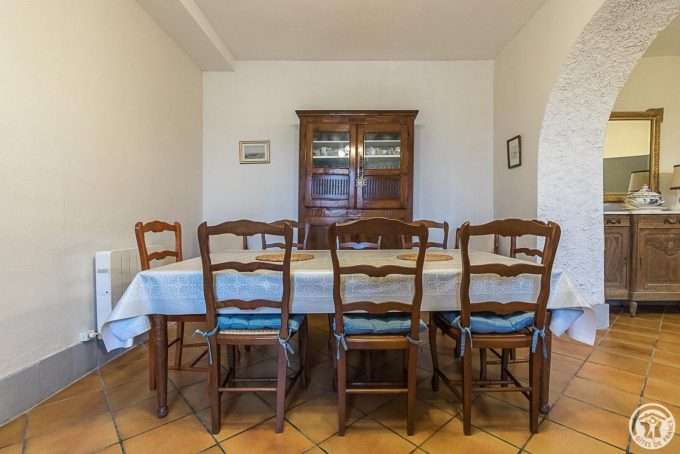 31G101724-f8c34fede345479ab92732c3ff5f4df1