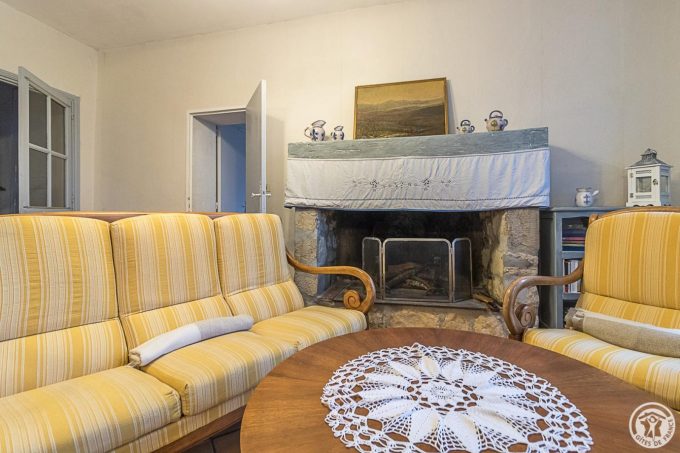 31G101724-fcc3efc0a1364f41a3a134911806e9c4