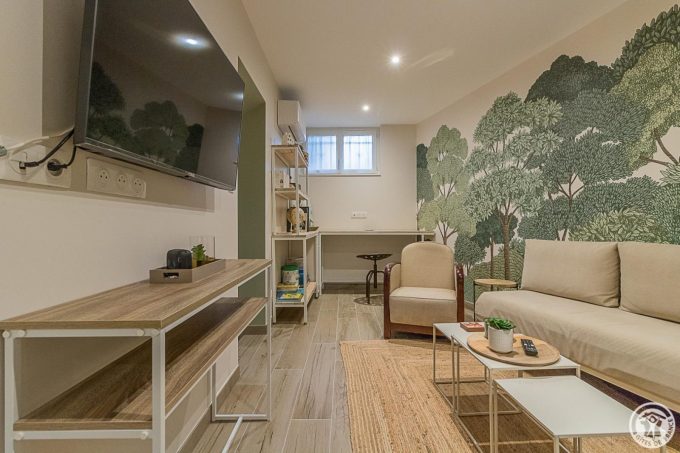 31G101725-ac96fad5350143f9a30510a23a4c4fc7