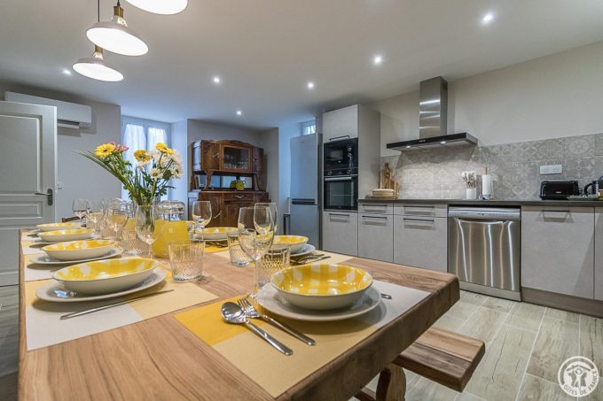 31G101725-f190346fee6948329db84757258d63e1