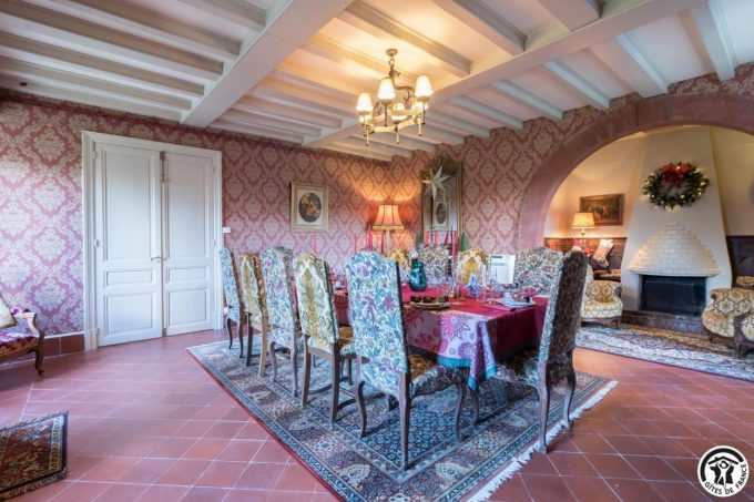 31G101735-d2f3b4f8af0d43d98dd687857d995cf7