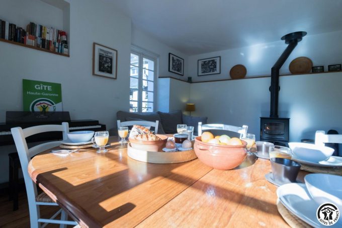 31G101740-5173faef97394710b849f5d1a91175f2