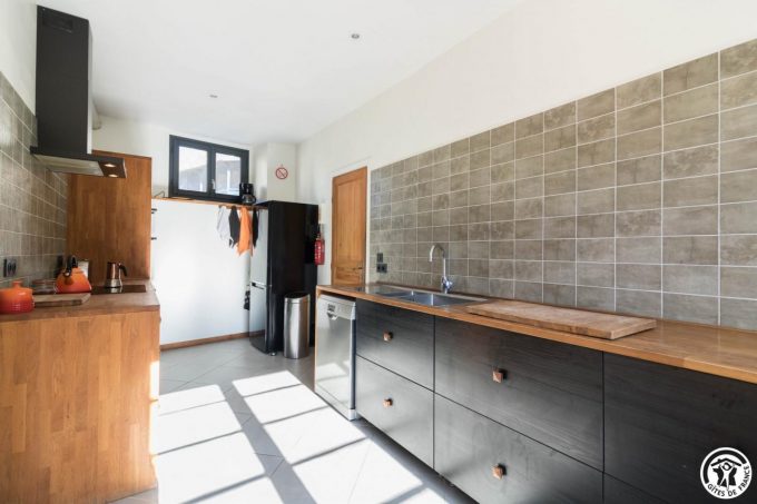 31G101740-8ed3708a15a143a5a0230fedd4d0d054