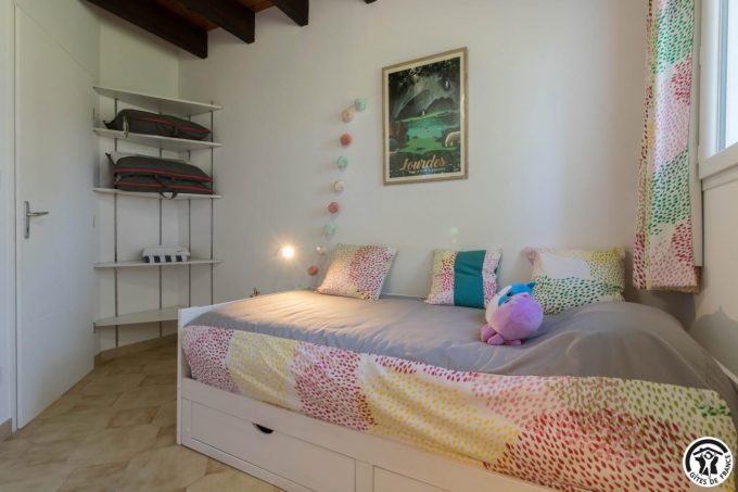 31G101741-3d4cc137d4da4992b169e4d481136444