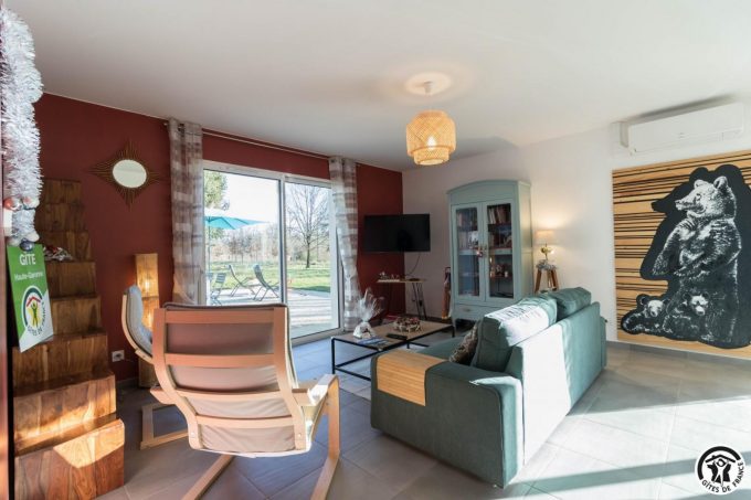 31G101741-66611844183f48c5a1ae7282b93e64e9