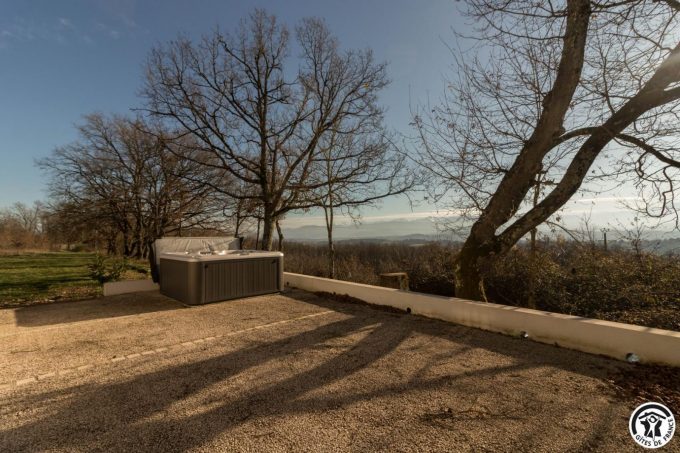 31G101741-976c7d5570954811a97cb1c1773e47fa