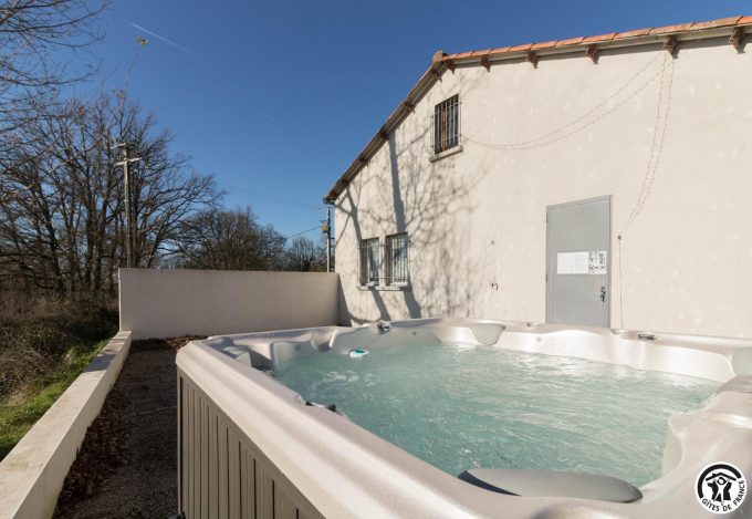 31G101741-bd0140bd0e4d47fbbf8ff326912f387c