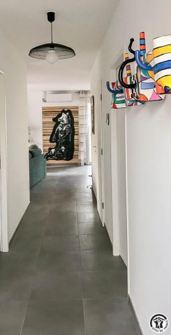 31G101741-e04292a81b5549da9f6f1985fccf8971