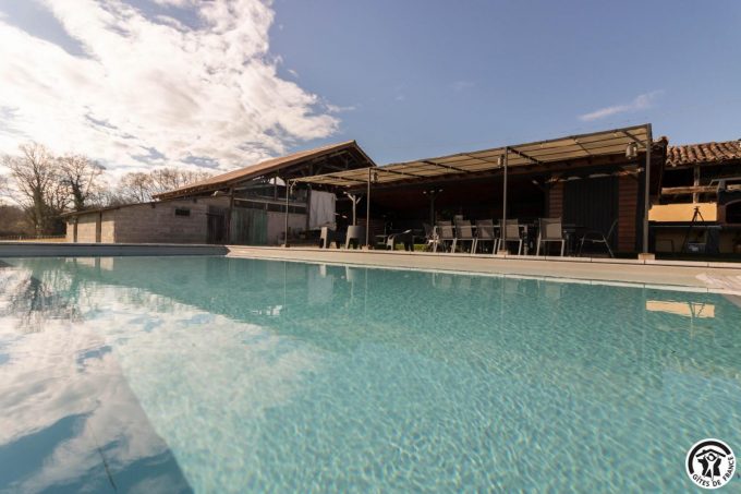 31G101745-0c37832cafae43dd80f745bcdbabf673