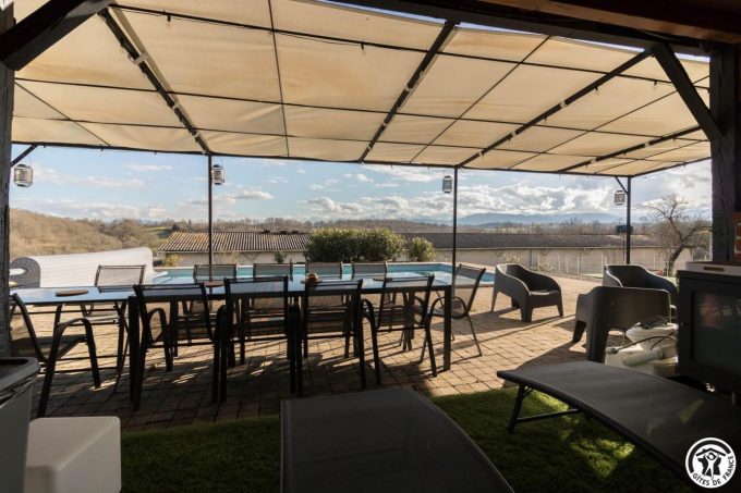 31G101745-d9e739b0c438412595ea12cecaa635f8