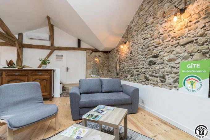 31G101753-a7c3e8a5b8eb4fc3b677c2a2e831f7dc