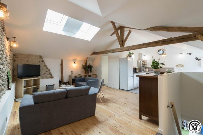 31G101753-a946014f019340219ee5e03ebdbf33c6