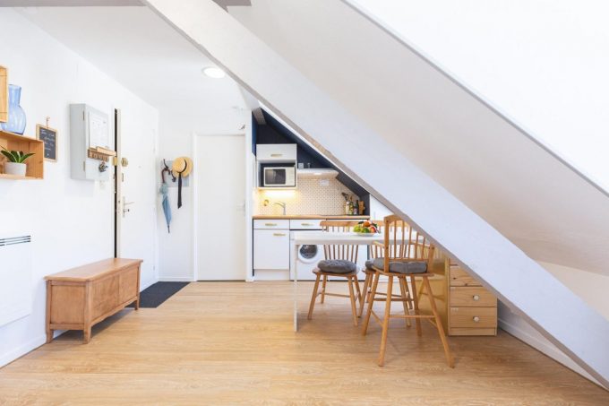 31G101756-88f5a766b29748bb8aea4e84e3edeca6