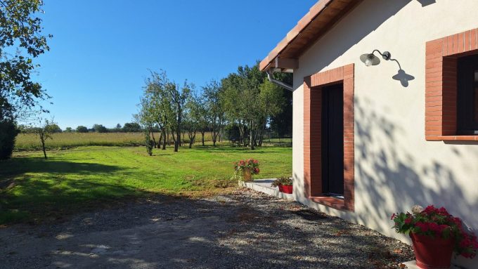 31G101757-1a64e8f8cd3340879a84bb7b303f4b00