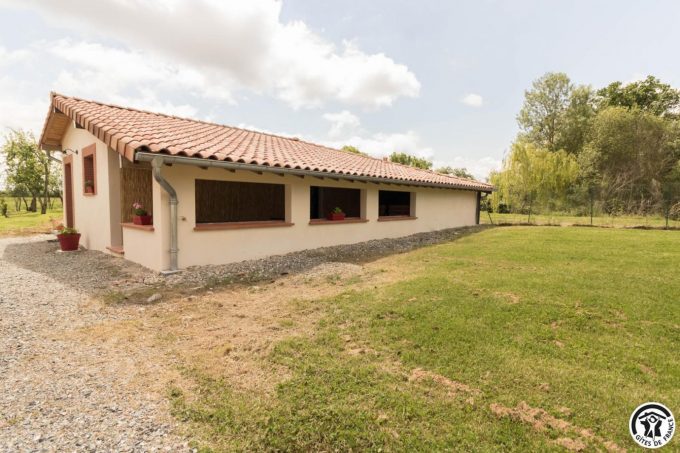 31G101757-7321c2a2ace9437fa7e98c384c0bc187