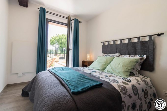 31G101757-cc72076aee60474cae7c470582033b1c