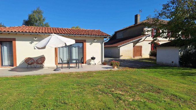 31G101757-ef6a5a49e4ec4666a83339f4b7c37176