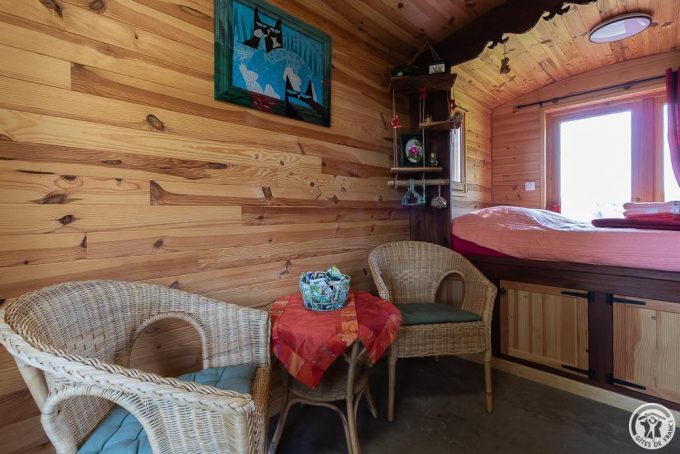 31G101765-ebd2c71588ab45658da63c26b29004c6