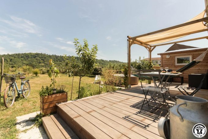 31G101769-e51187571e214bdca82150cad9876070