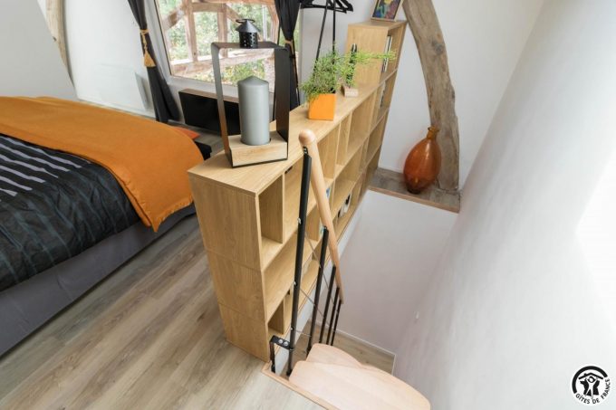 31G101770-a68b532de99a4acf896c8fa2e3b0ff05