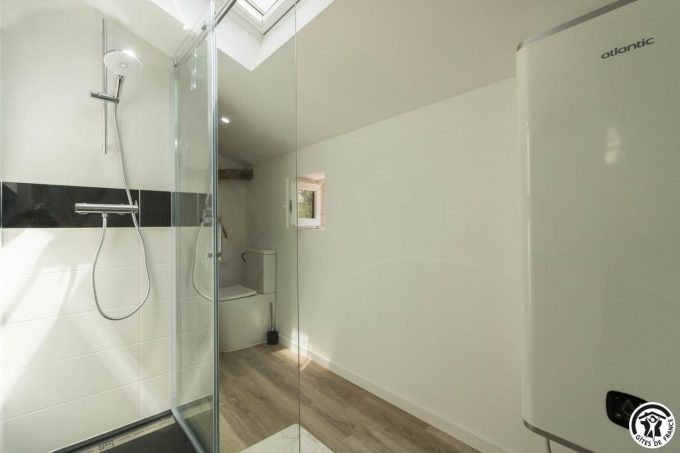 31G101770-cce56423fe3d42c5bcd2b4f1af5528c8