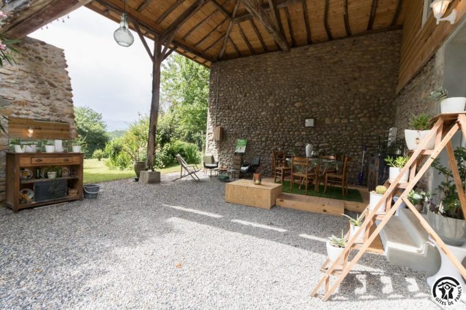 31G101770-fc0786405a444b92889f7cc57ab8e751