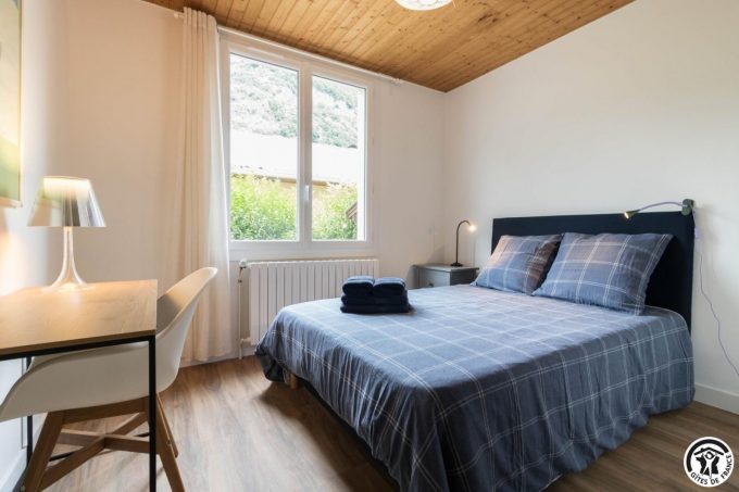 31G101774-54f91e66416045c2adc973e36b93ec03