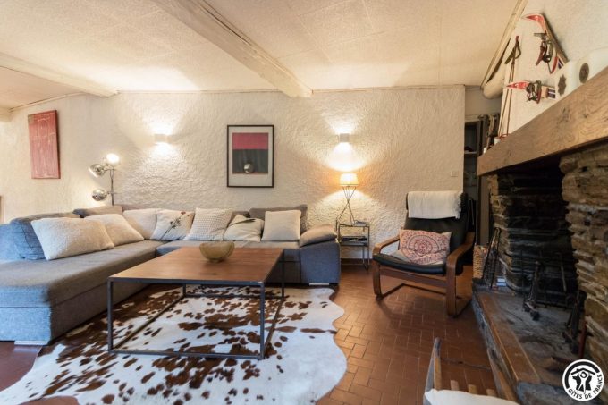 31G101775-a24f5b0062764ad5a9d72497046d5e5a