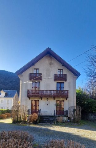 31G101775-b2646524d6df4f9eaf58fb95360e88cd