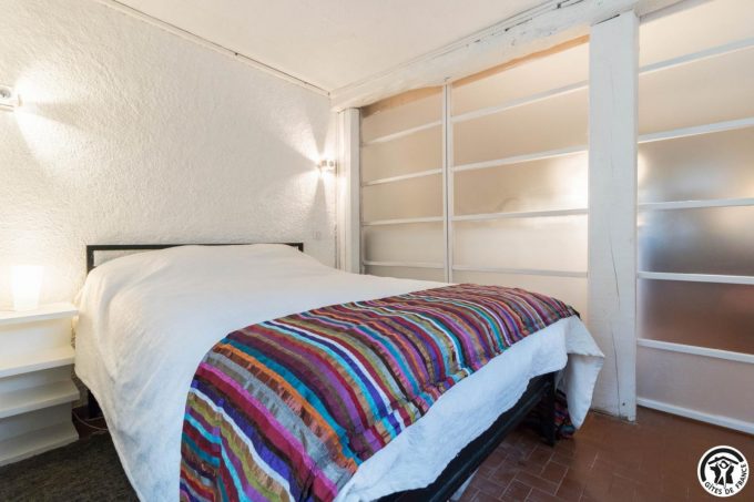 31G101775-d567c50a8af04fe88c8bcb8e9f1caba0