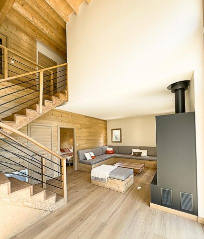 31G101777-a44b5040366c402d877ecbdb5c460c81