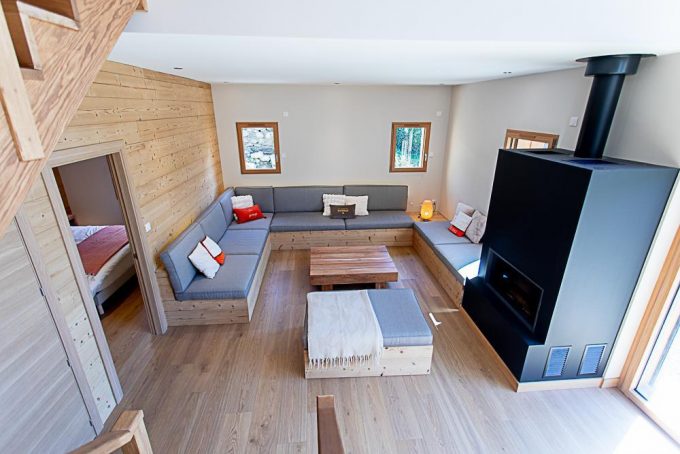 31G101777-b1b115dd219f4a858779f6fd30e1d39a