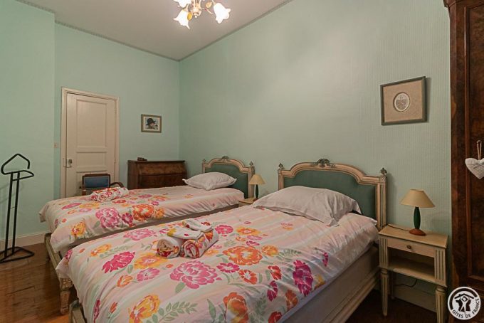 31G101778-3d52d75df0c64f46b3932d0c269790a9