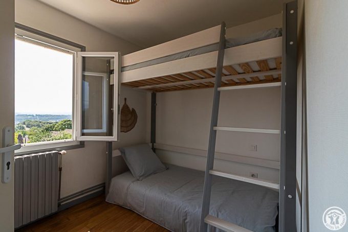 31G101779-00682dd905744f27b62e27d81f378ce3