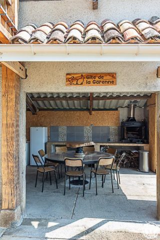 31G101779-5f33a8381fcf4ccdbe2bcb7e3a11f8a5