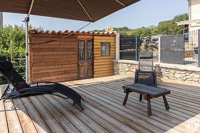 31G101779-a3216decd94c4f0aa17b4e8163f51b2f